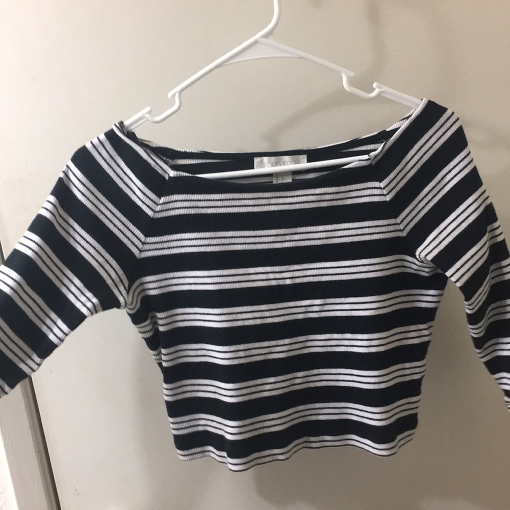 Cropped tee